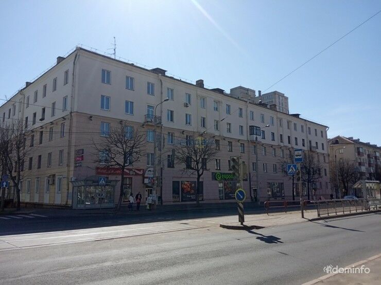 3-комнатная, Минск, Якуба Коласа ул. 36 — фото 1