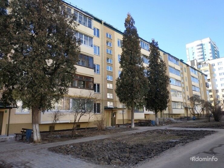 Двухкомнатная квартира, рядом с метро, ул.Воронянского, 54 — фото 1