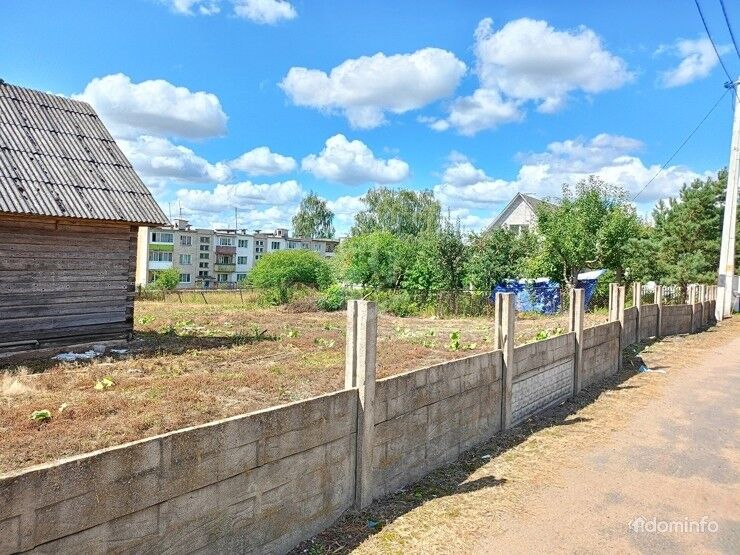 Продам старый дом с просторным участком 18,4 сот. в центре Самохвалович, в 10 минутах от Минска — фото 6