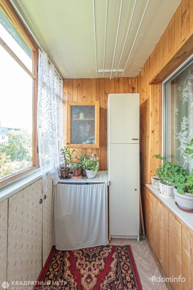 Продается однокомнатная квартира рядом с метро Неморшанский сад — фото 5