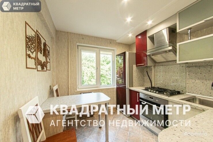 Продается 2-к квартира возле метро по ул.Скрыганова 3 — фото 1